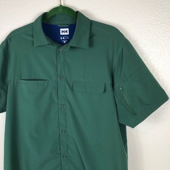 2/$30 HELLY Hansen Shirt Performance Quick Dry Button Down Short Sleeve Large - Picture 1 of 12